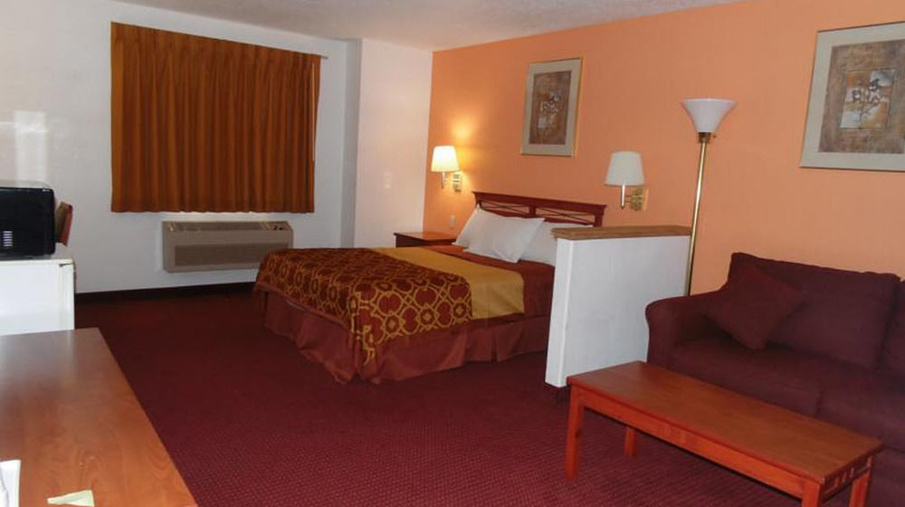 American Inn & Suites Boone Extérieur photo